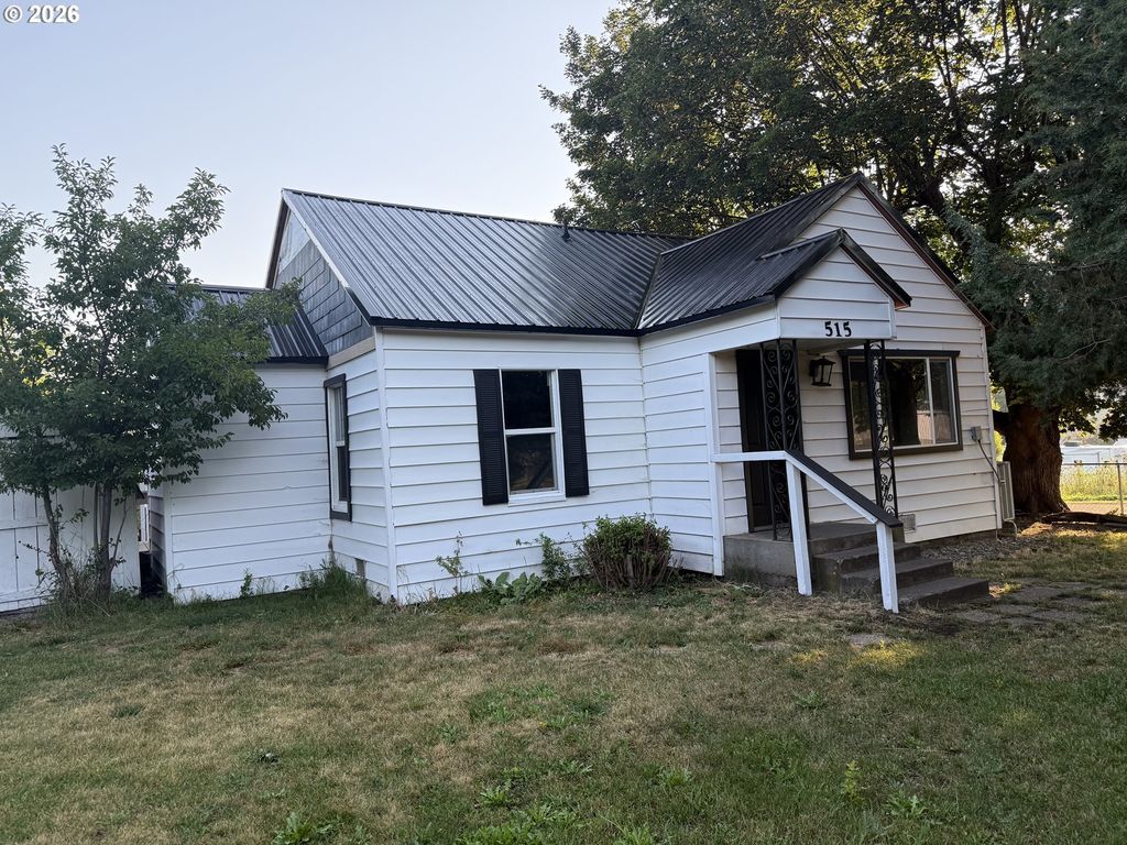 515 Baltimore St, Elgin