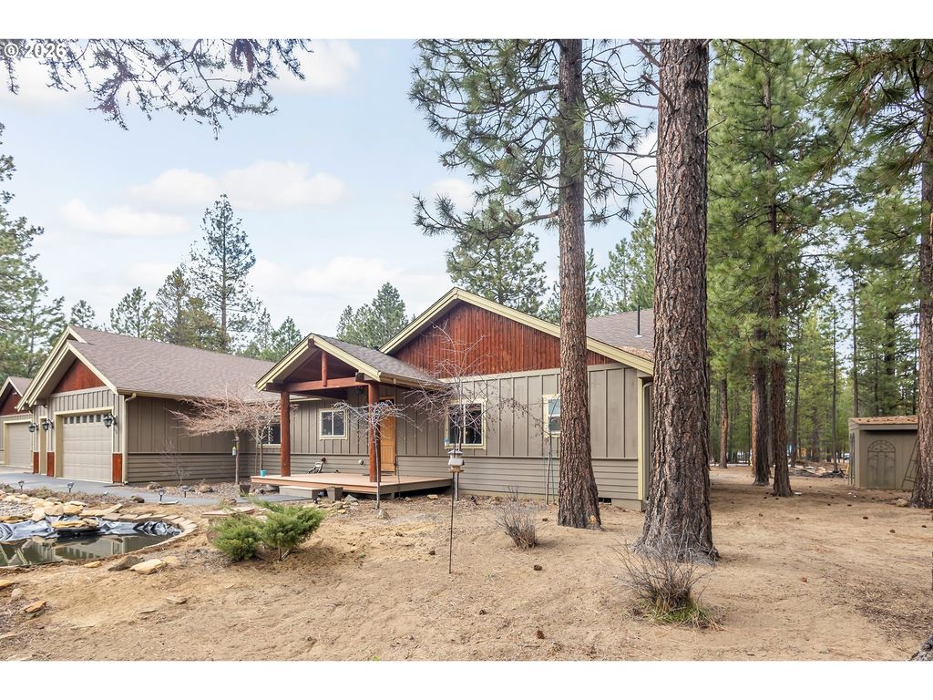 15784 Lava Dr, La Pine