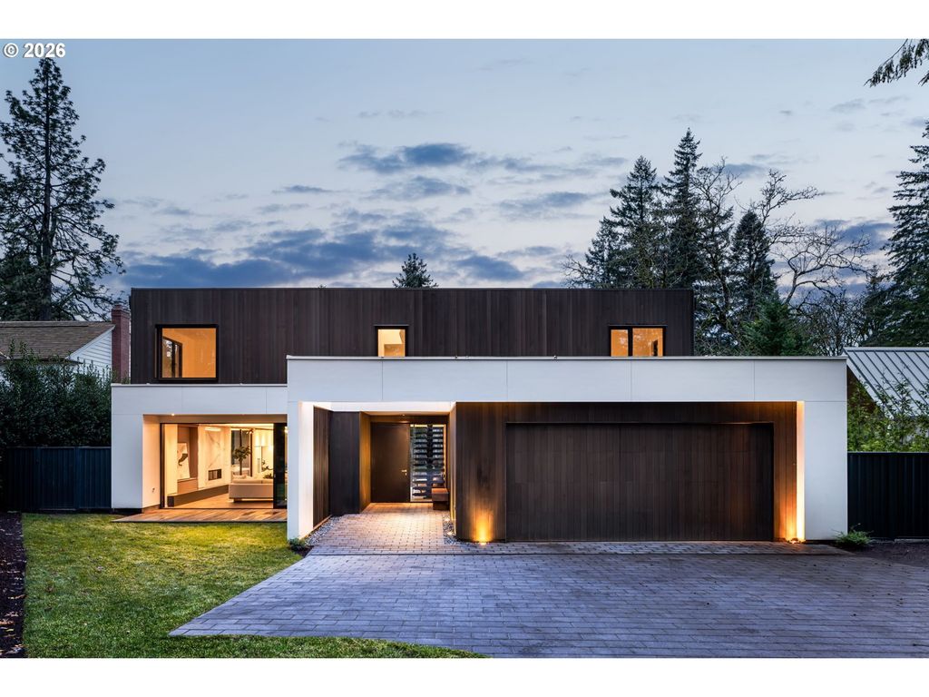 1120 S Military Rd, Portland