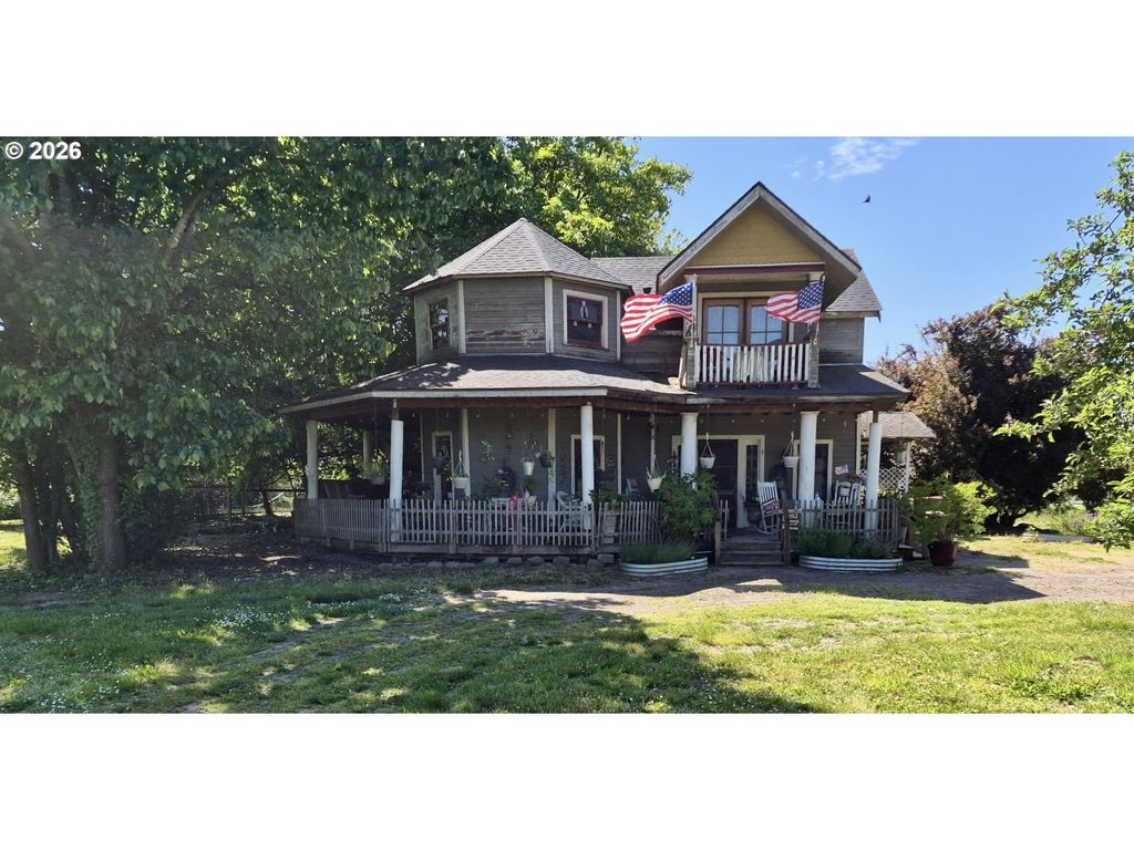 8805 Highway 47, Carlton