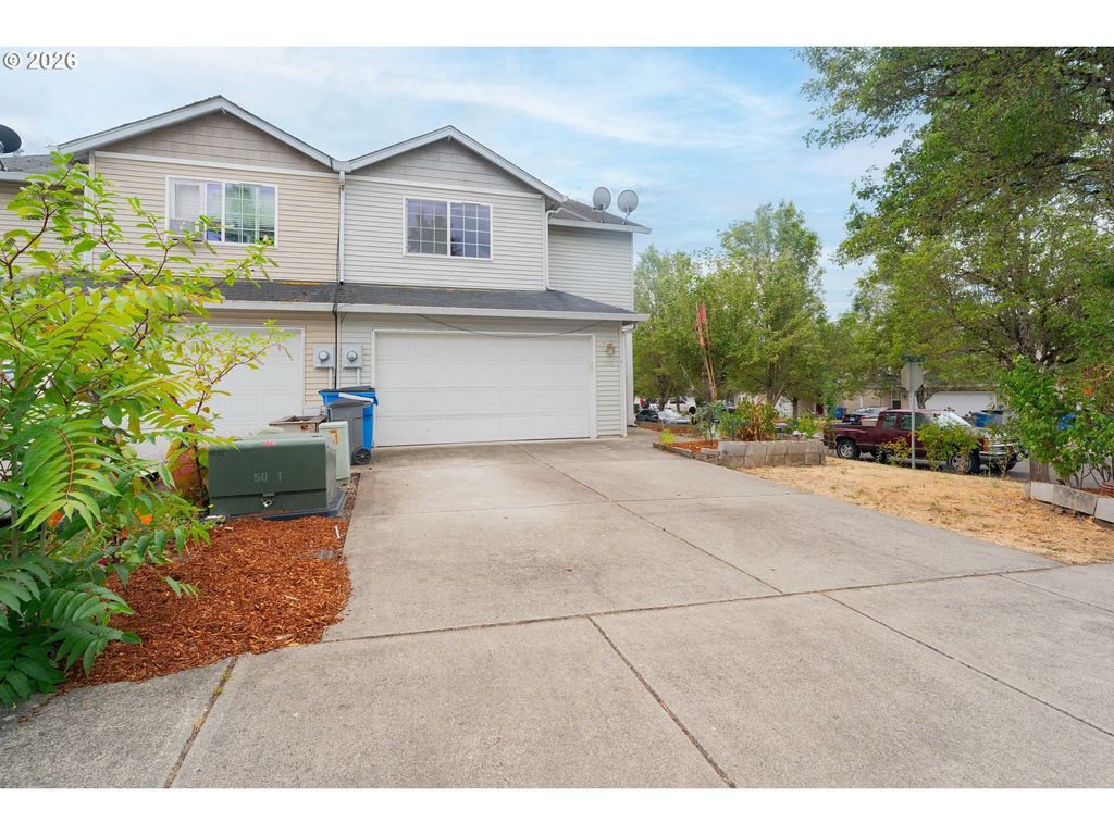 1115 W 33rd Way, Vancouver