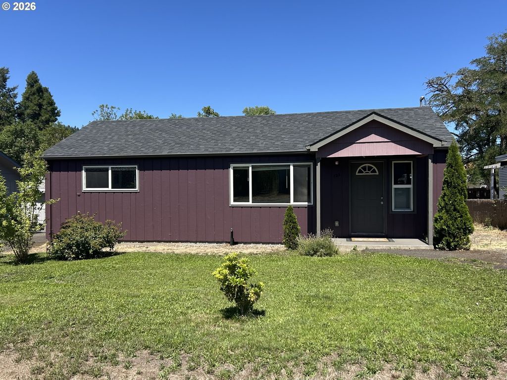 123 W 2nd St, Lowell