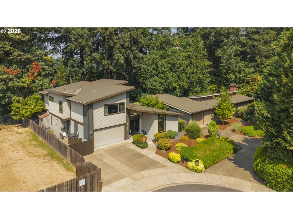 1393 Buck St, West Linn