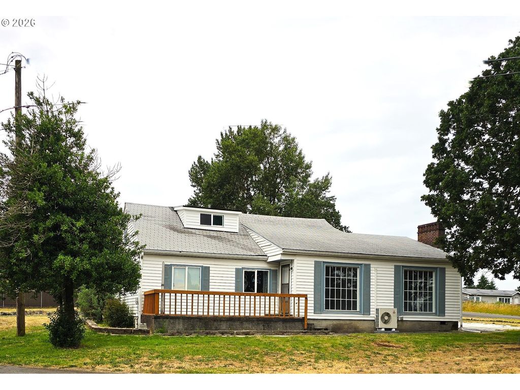 920 Lemont St, St. Helens