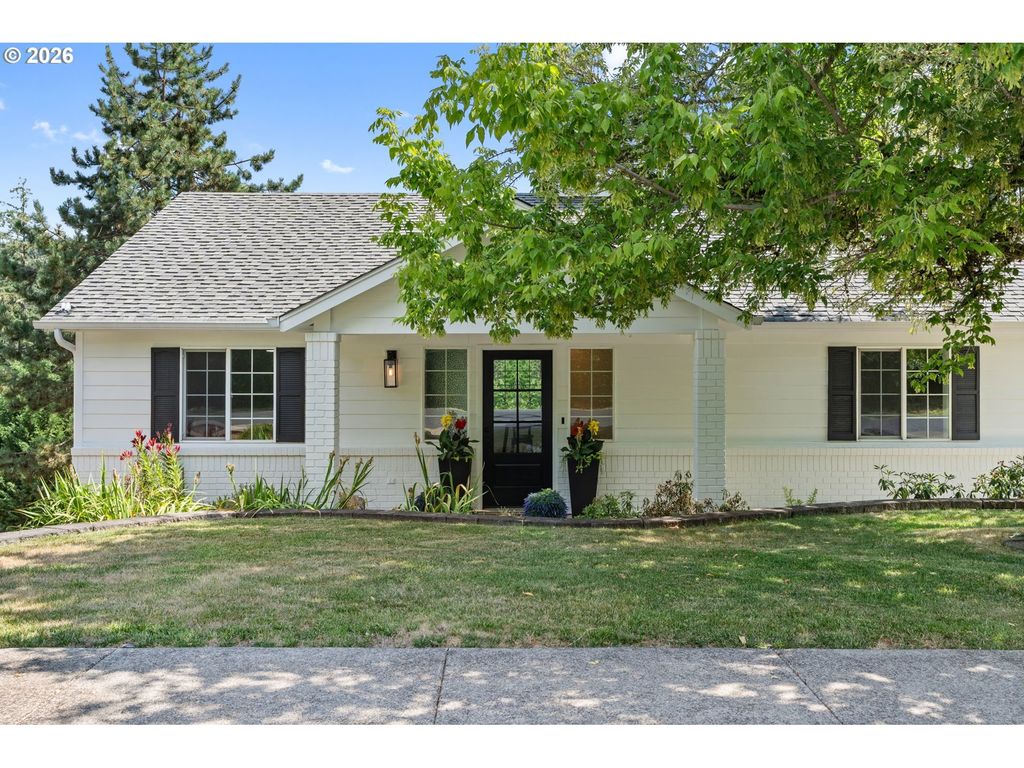 720 Holly Ave, Cottage Grove