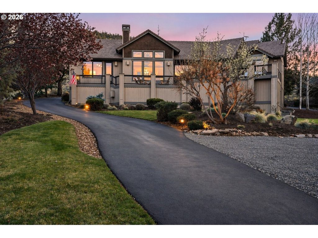 631 Sundance Ridge Ct, Redmond
