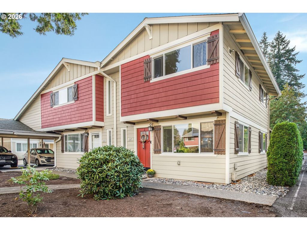 1325 N Garrison Rd, Vancouver