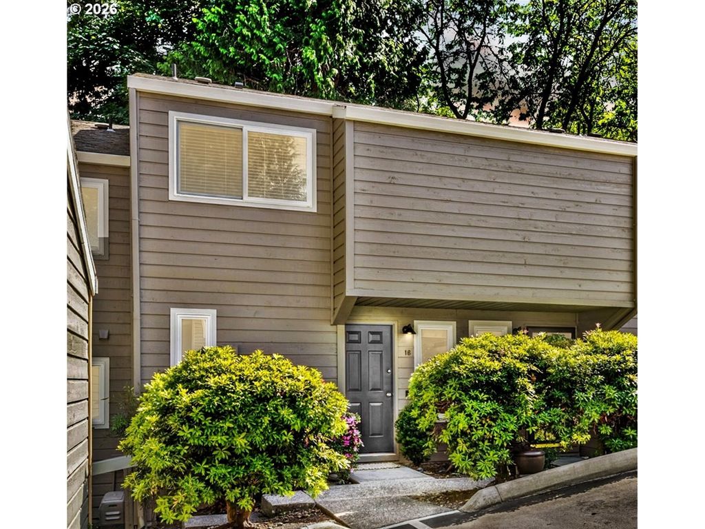 4880 Sw Scholls Ferry Rd 16, Portland