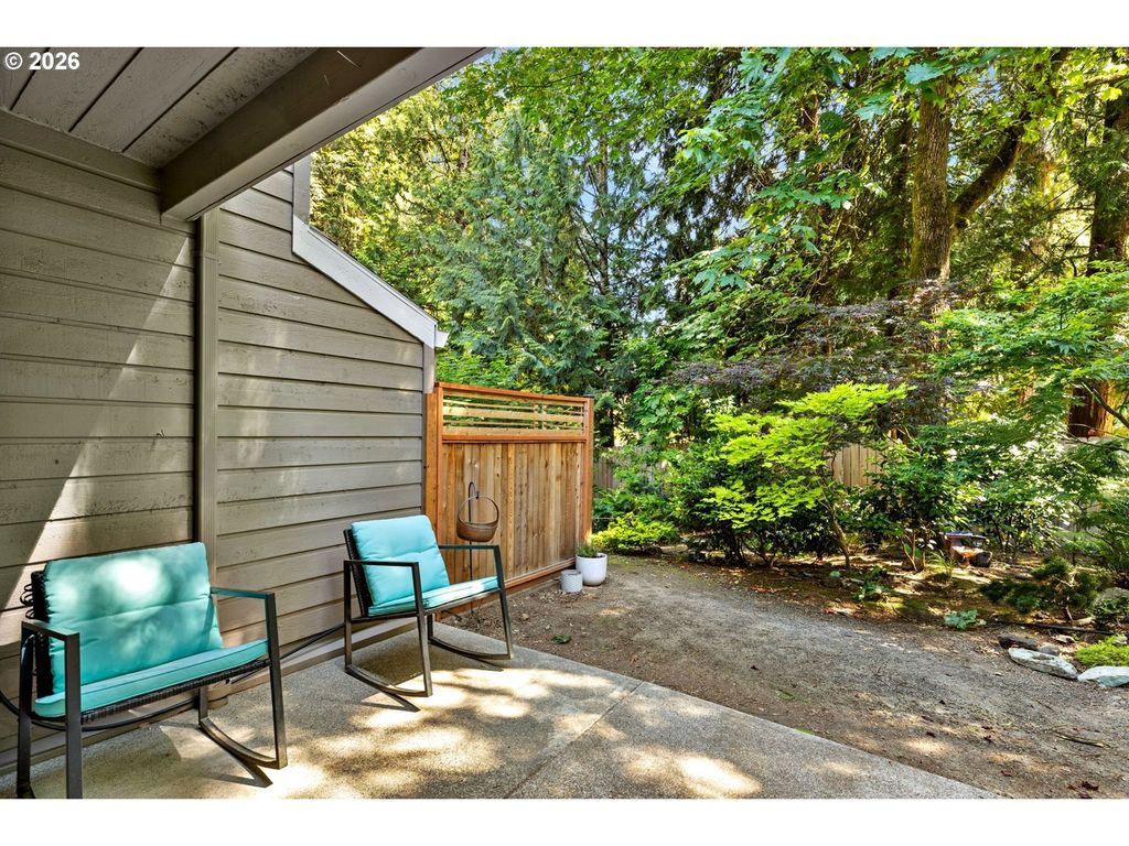 4880 Sw Scholls Ferry Rd 16, Portland
