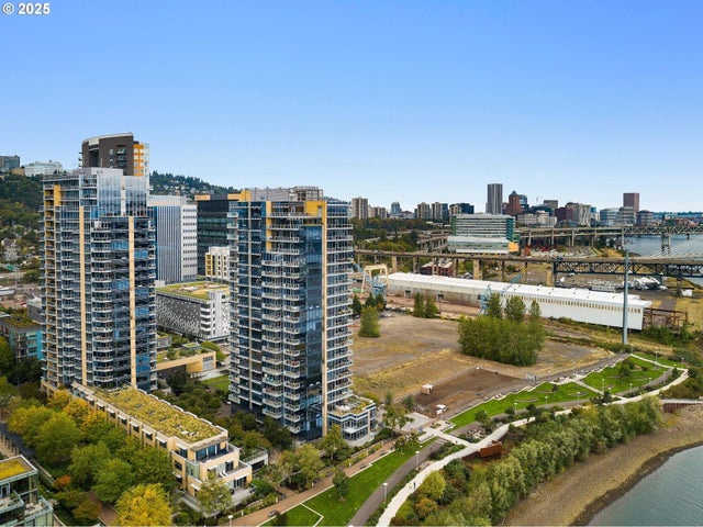 3570 S River Pkwy 1711, Portland