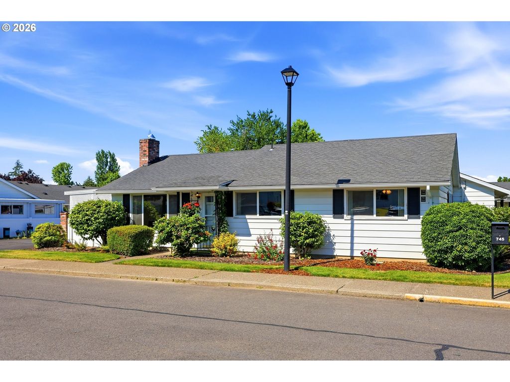 745 Ne Fleming Ave C22, Gresham