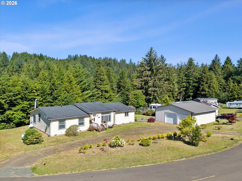 1380 Se Virginia Pl, Waldport