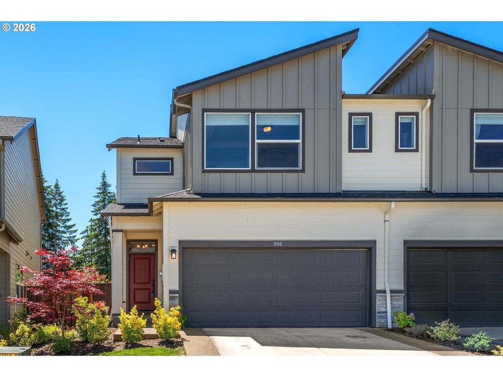 908 Rosebud Ct, Forest Grove