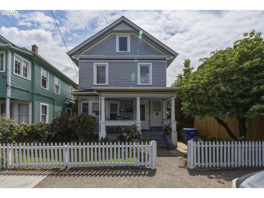 308 High St, Oregon City