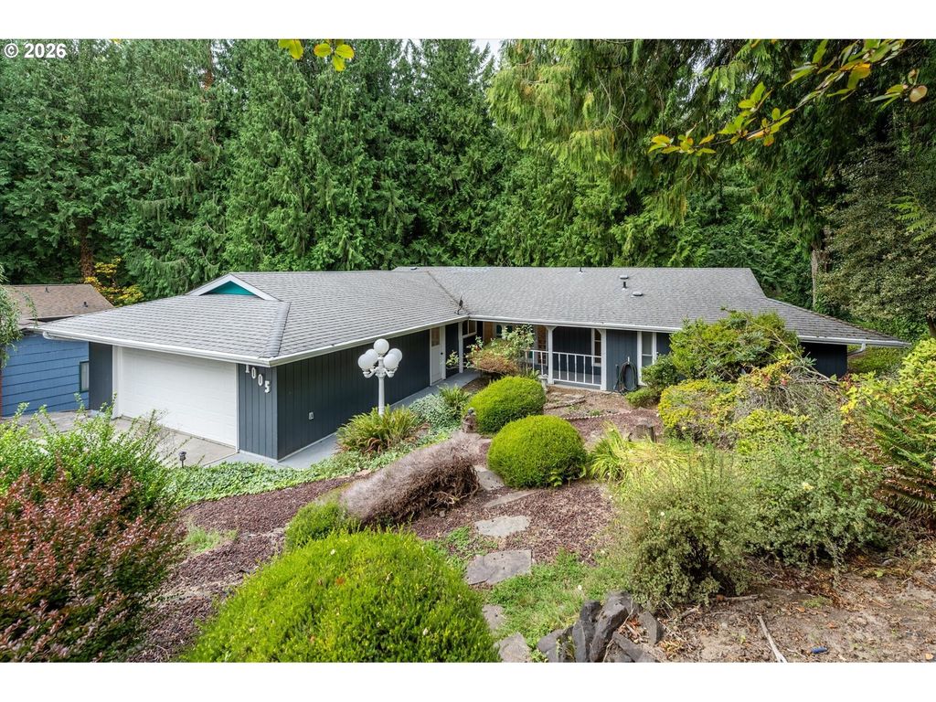 1005 N 22nd Ave, Kelso