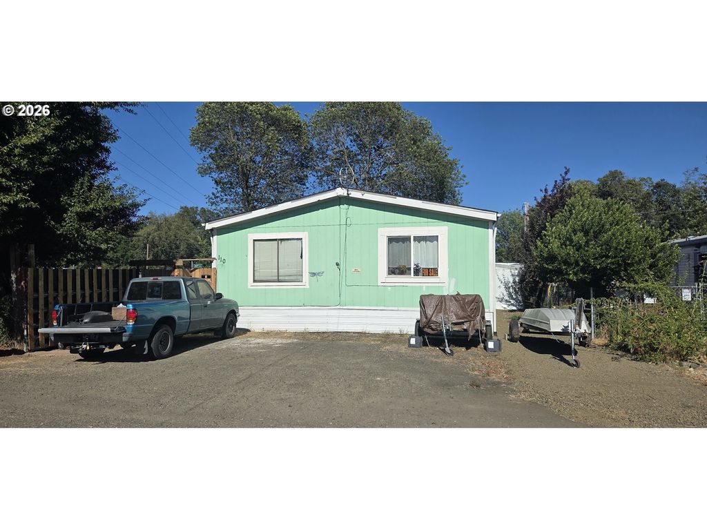 110 Charlene Ln, Tenmile