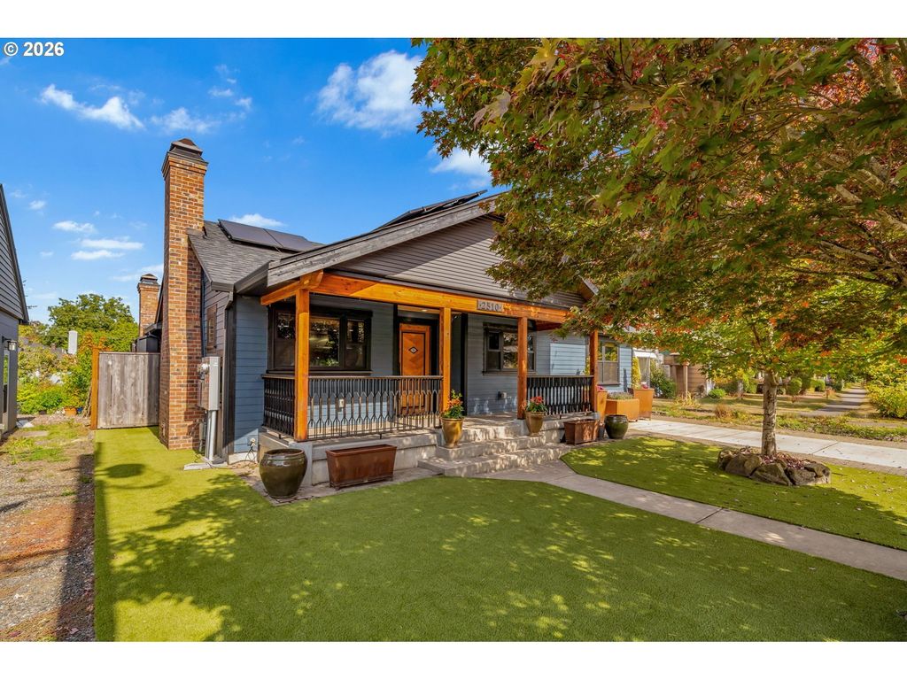 2510 E 27th St, Vancouver