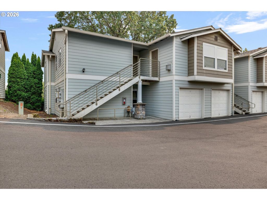15074 Nw Central Dr 301, Portland