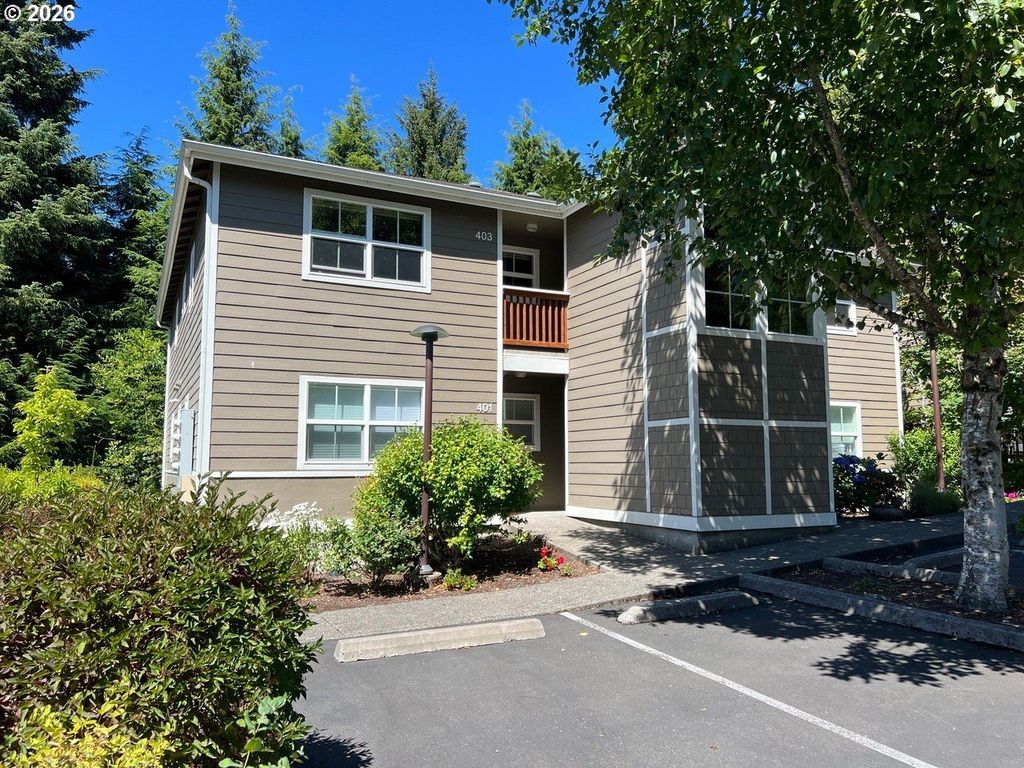 420 Elk Creek Rd 403, Cannon Beach