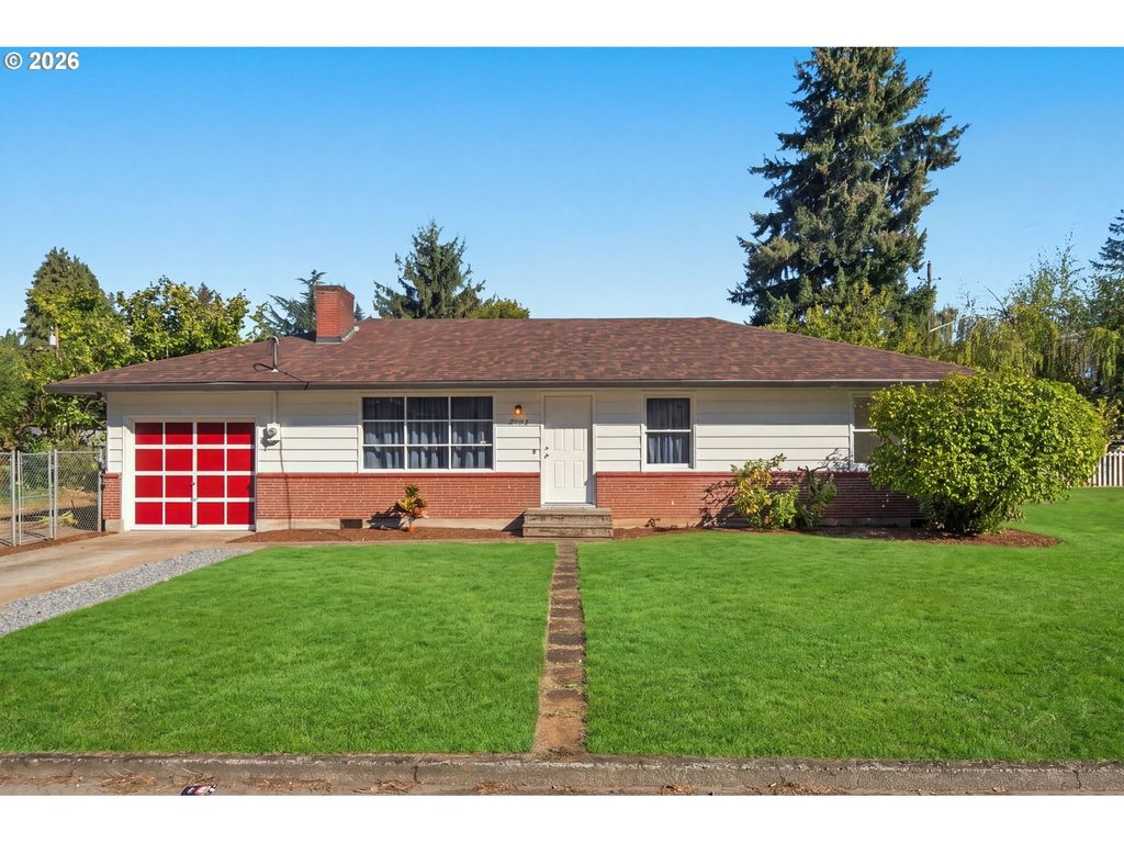 2526 E 20th St, Vancouver