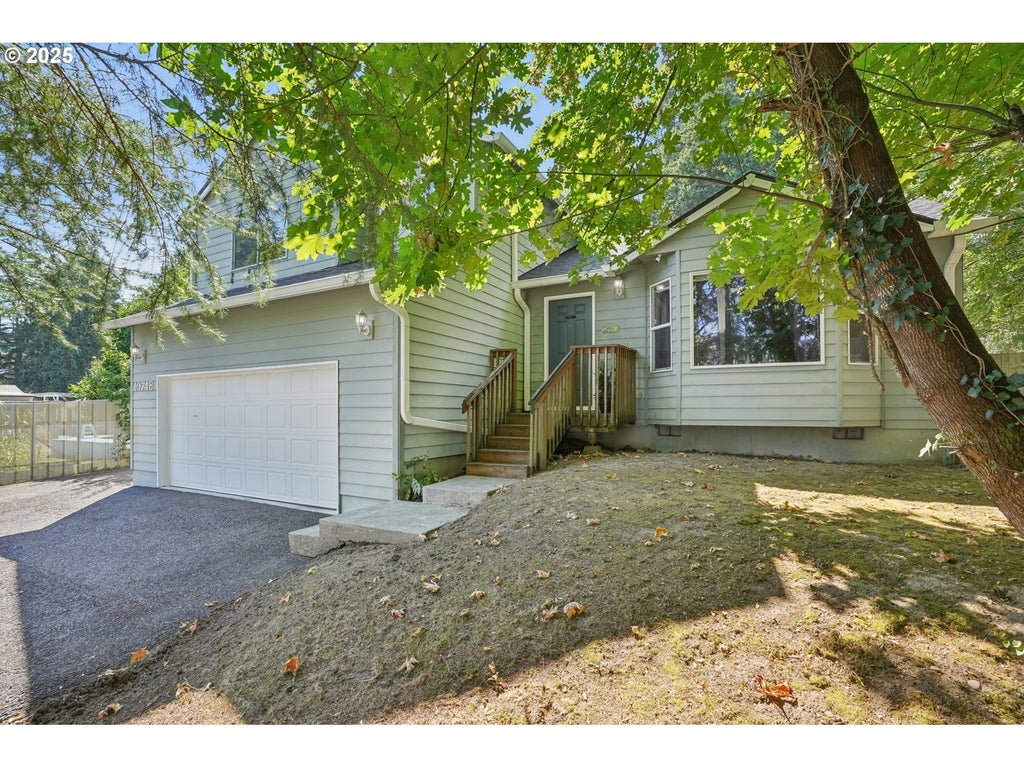 10748 Se Clinton St, Portland