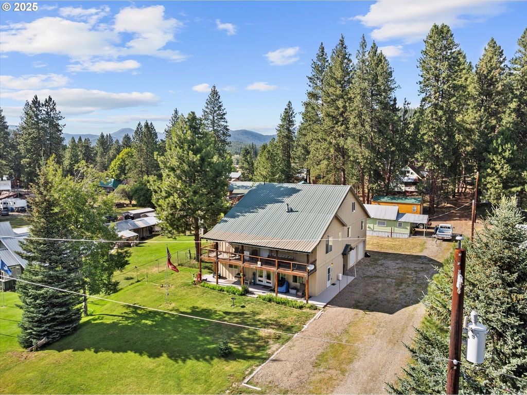 206 Austin St, Sumpter