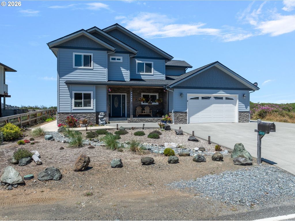 30516 Old Coast Rd, Gold Beach