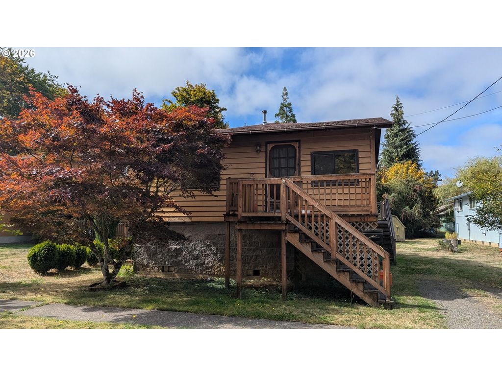 541 Jefferson Ave, Vernonia