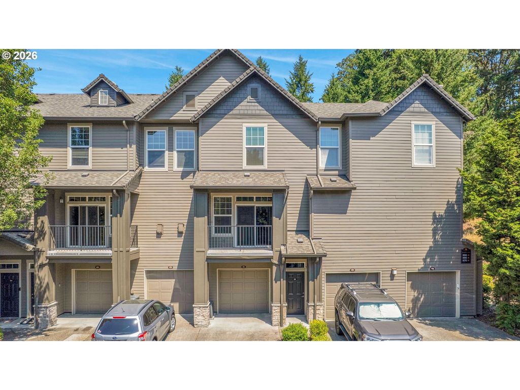 860 Springtree Ln, West Linn
