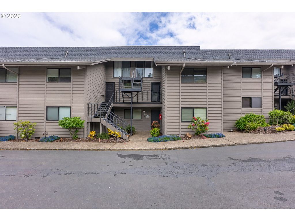 3500 Ne West Devils Lake Rd 15, Lincoln City