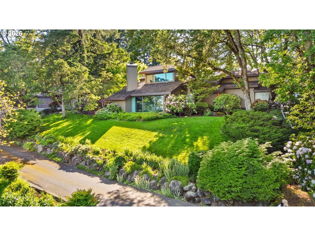 85368 Ridgetop Dr, Eugene
