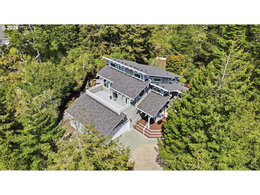 87981 Wood Lake Way, Florence