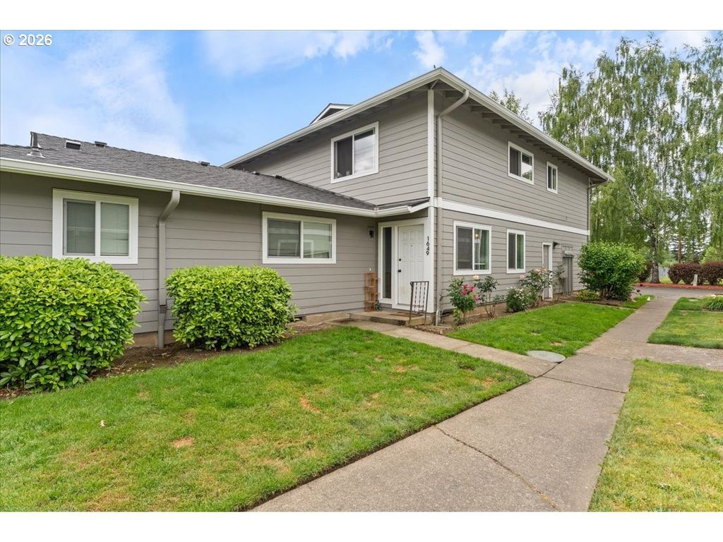 1649 Ne Kane Dr, Gresham