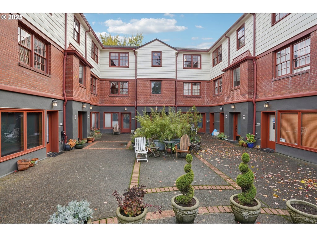 5400 Ne 30th Ave 304, Portland