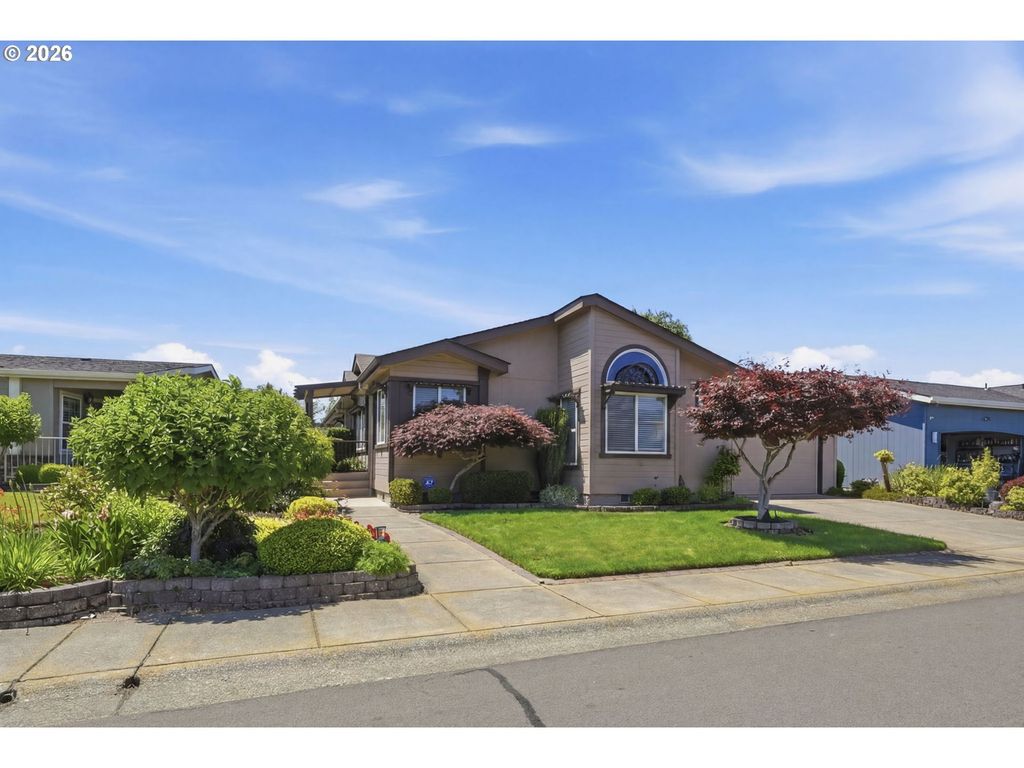 3220 Crescent Ave 33, Eugene