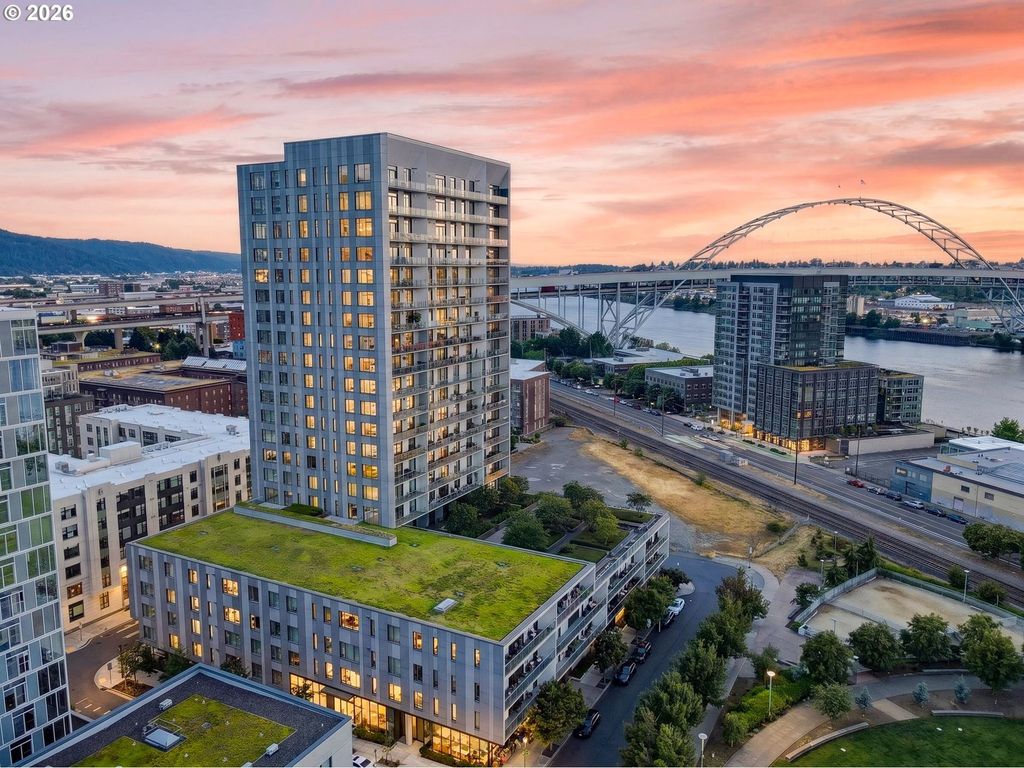 1150 Nw Quimby St 704, Portland
