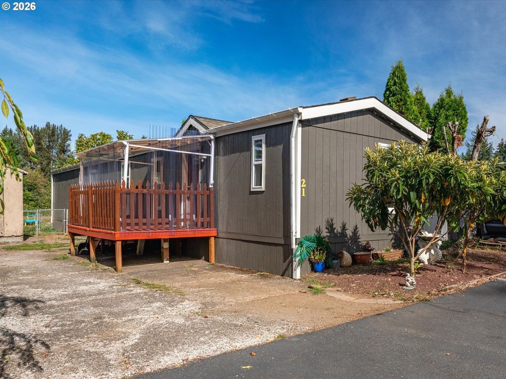 23421 S Highway 213, Oregon City