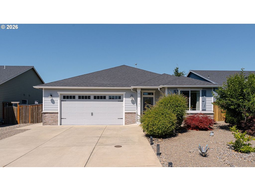 301 Sw Applegate Trail Dr, Dallas