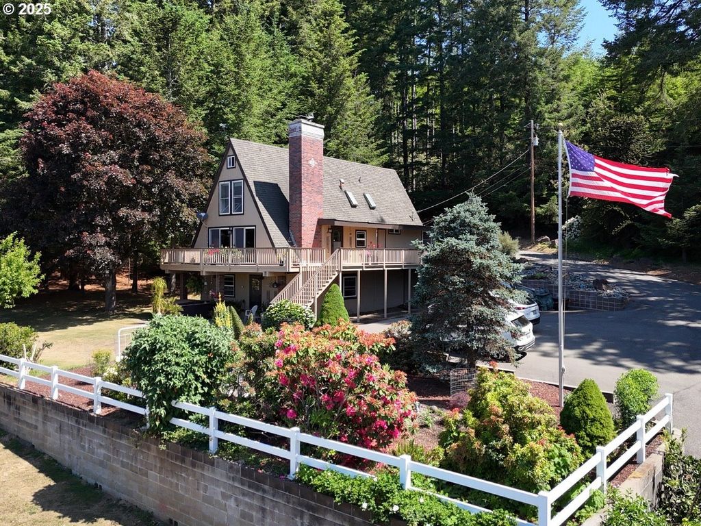 17769 Rainbow Rock Rd, Brookings
