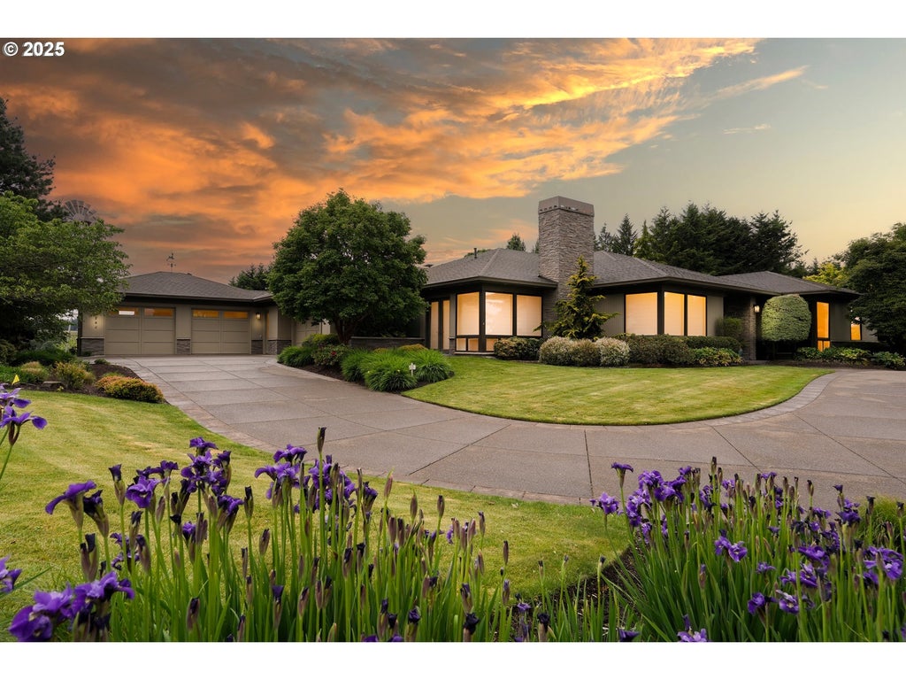 840 Sahalee Ct, Salem