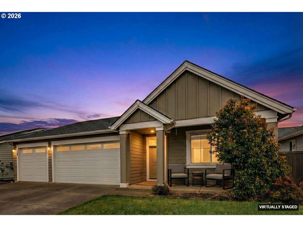 1320 N Broadway St, Estacada