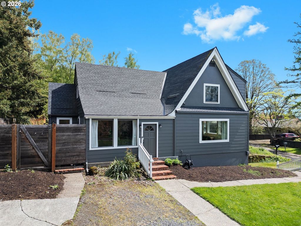 12330 Sw 60th Ave, Portland