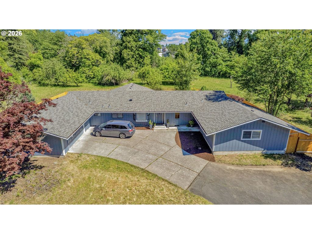 16710 Se Sunnyside Rd, Clackamas