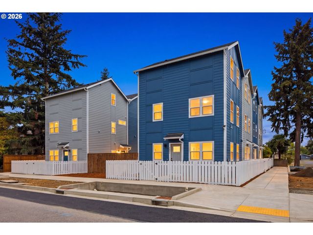 7804 Se Henderson St, Portland