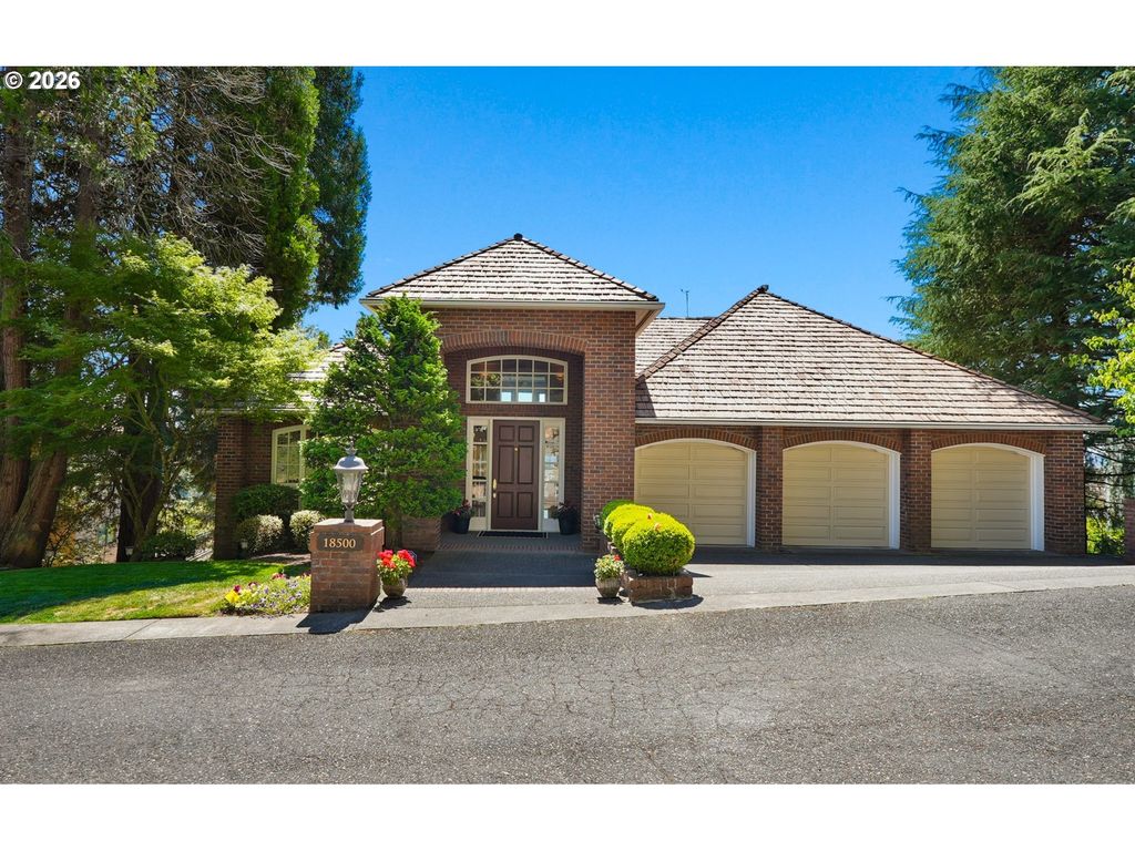 18500 Ray Ridge Dr, Lake Oswego