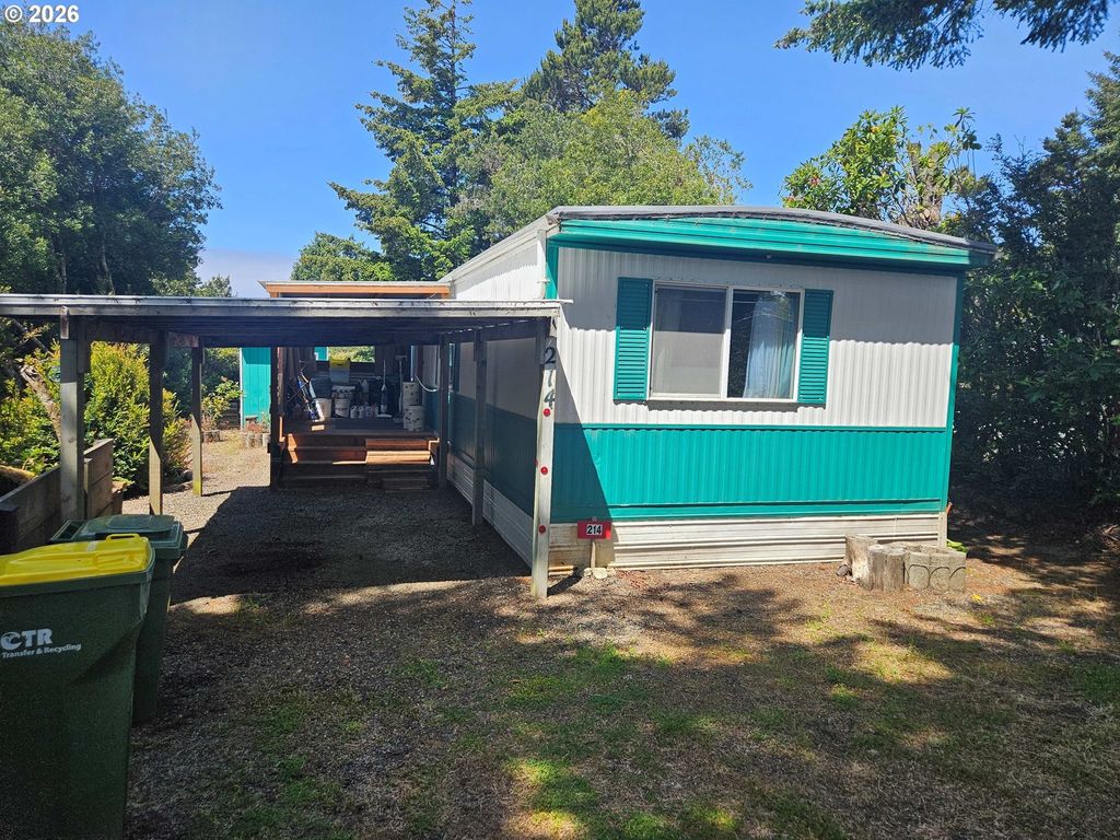 1600 Rhododendron Dr 214, Florence