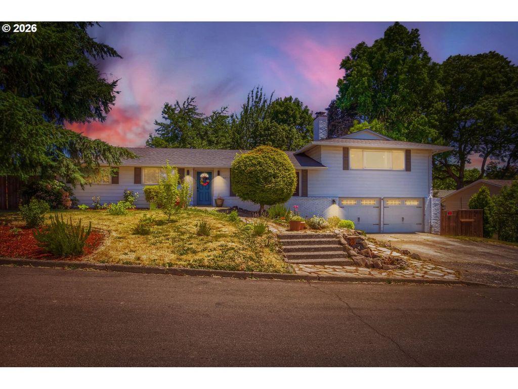 10715 Nw 23rd Ave, Vancouver