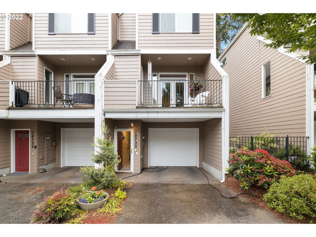 14720 Ne Couch St, Portland