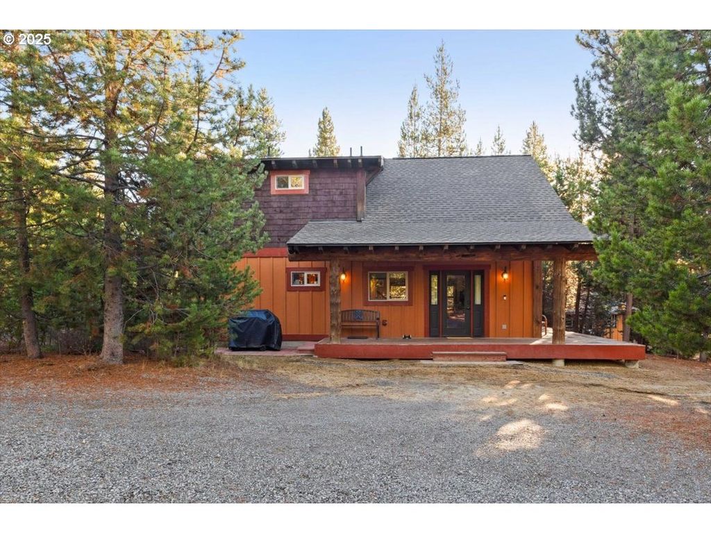 141152 Crescent Moon Dr, Crescent Lake