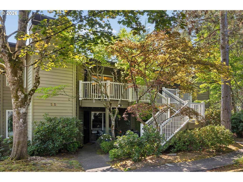 5055 Foothills Dr G, Lake Oswego